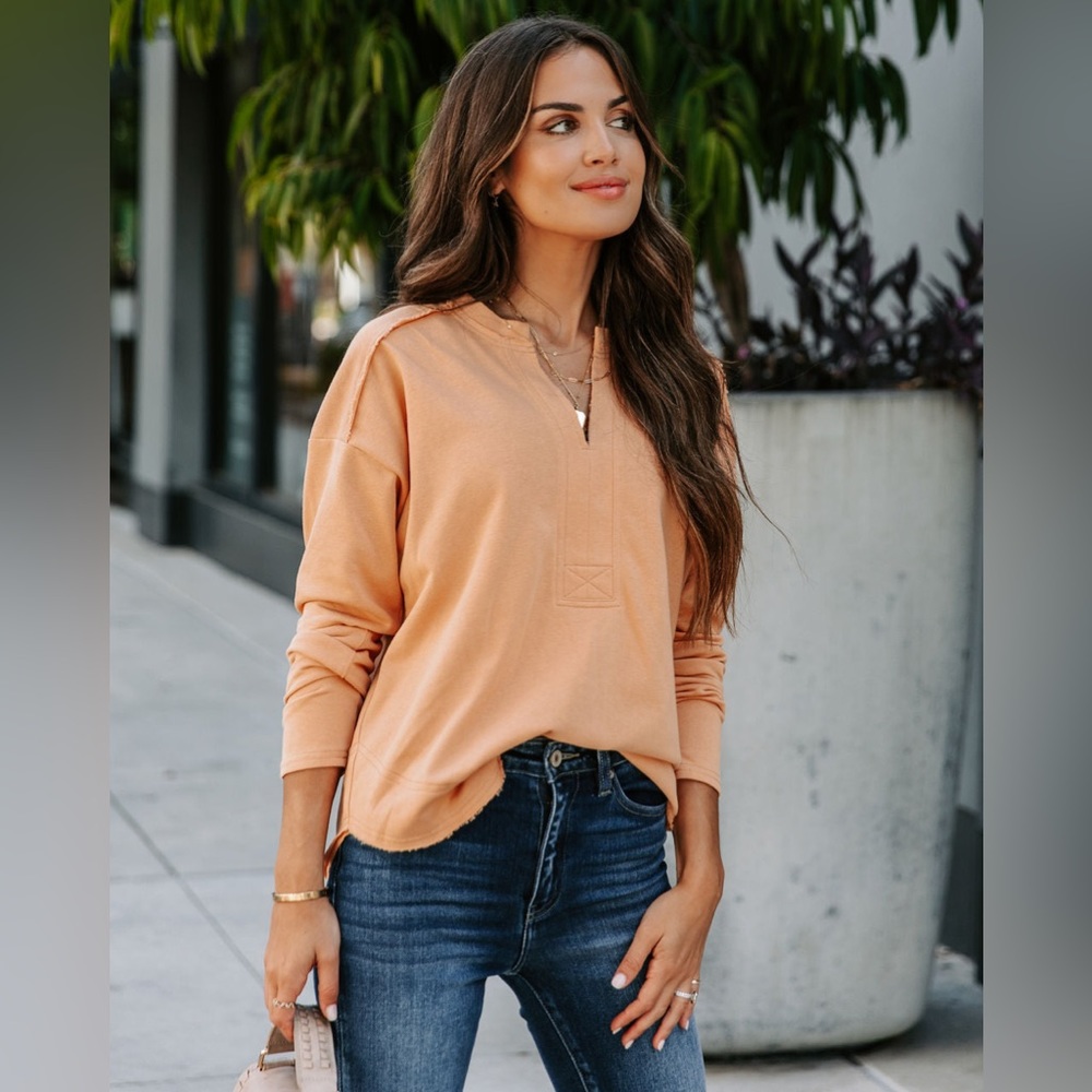 Vici Cotton Blend Lightweight Pullover in Salmon Size S